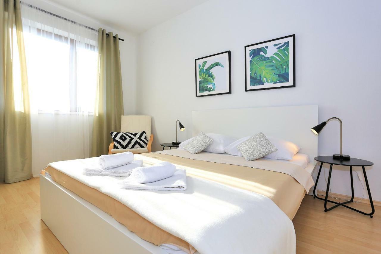 Apartmán First
